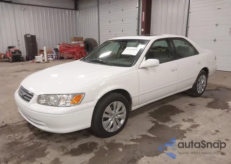 2000 Toyota Camry Le V6 from USA, damaged, VIN JT2BF28K3Y0251303